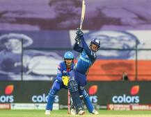 IPL 2020, MIvsDC : मुंबईकडून दिल्लीचा 5 विकेटने पराभव; डिकॉक-सूर्यकुमार यादव विजयाचे हिरो