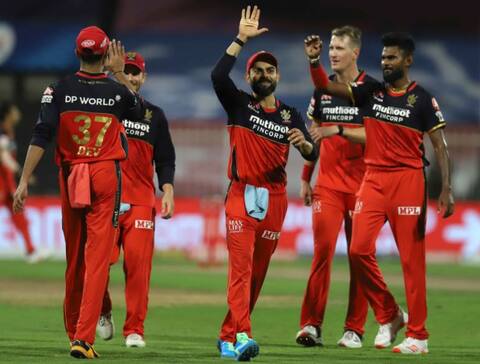 IPL2020, RCBvsKKR | रॉयल चॅलेंजर्स बंगलोरकडून कोलकाता नाईट रायडर्सचा 82 धावांनी दणदणीत पराभव IPL2020, RCBvsKKR | रॉयल चॅलेंजर्स बंगलोरकडून कोलकाता नाईट रायडर्सचा 82 धावांनी दणदणीत पराभव