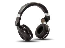 हे आहेत भारतातील सर्वात चांगले नॉईज कॅन्सलेशन हेडफोन, संगीत ऐकण्याचा अनुभव होईल आणखी शानदार