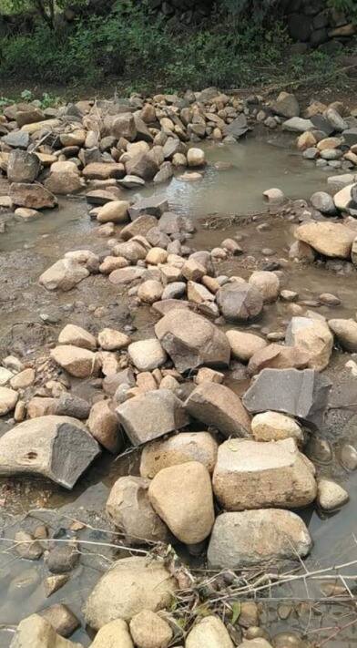 BLOG | शेतकरी मित्रांनो, शेजाऱ्याचा बांध टोकरताय?