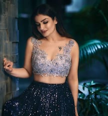 Birthday Special : 'मस्त-मस्त गर्ल' रविना टंडनचा 46वा वाढदिवस; आगामी चित्रपट 'केजीएफ 2'मधील लूक व्हायरल