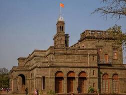 सावित्रीबाई फुले पुणे विद्यापीठात कुलगुरुंच्या आश्वासनानंतर ABVP चं आंदोलन मागे