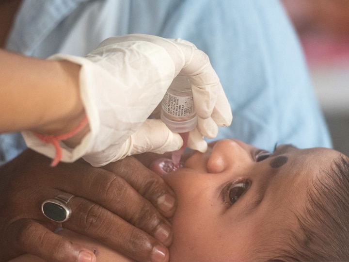 Can the polio vaccine be used to diagnose corona different opinions among researchers Polio : पोलिओची लस कोरोनासाठी वापरता येऊ शकते? संशोधकांमध्ये वेगवेगळी मतांतर