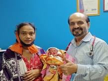 ट्रेनच्या शौचालयामध्ये प्रसुती, पालघरमध्ये धावत्या ट्रेनमध्ये महिलेने बाळाला जन्म दिला!