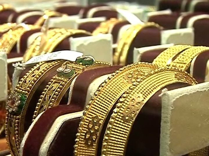 Arundhati Gold Scheme This state govt gives gold to brides 'या' राज्यात मिळणार मुलीच्या लग्नात एक तोळं सोनं