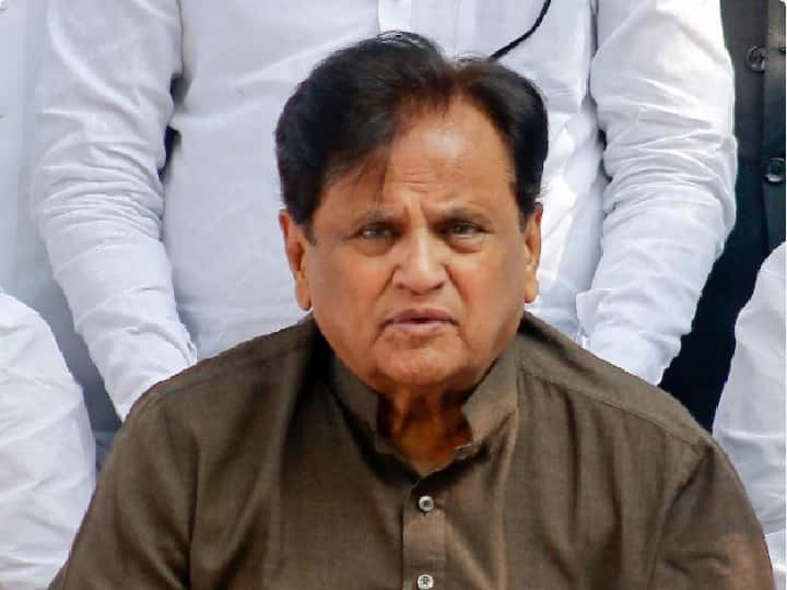 Congress leader ahmed patel passes away | काँग्रेसचे ज्येष्ठ नेते अहमद ...