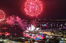 Happy New Year 2021: ऑस्ट्रेलिया, न्यूझीलंडमध्ये नववर्षाचं उत्साहात स्वागत