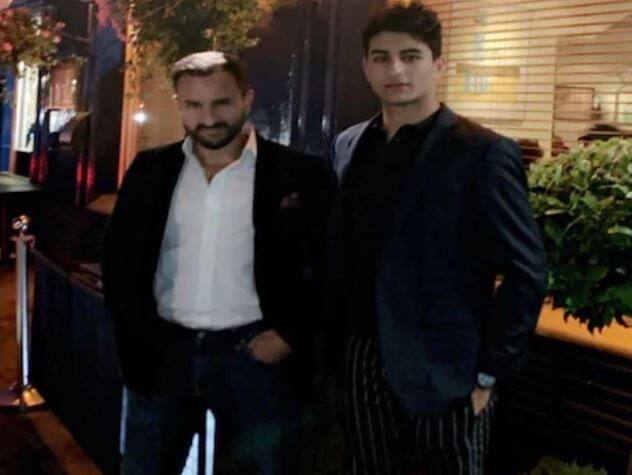 सैफ अली खानचा मुलगा इब्राहिम अली खानही आपल्या वडीलांप्रमाणे दिसतो.  इब्राहिम अली खान सारा अली खानचा भाऊ आहे. दोघेही नेहमी एकत्र आउटिंग करताना दिसून येतात.    (फोटो : इन्स्टाग्राम)