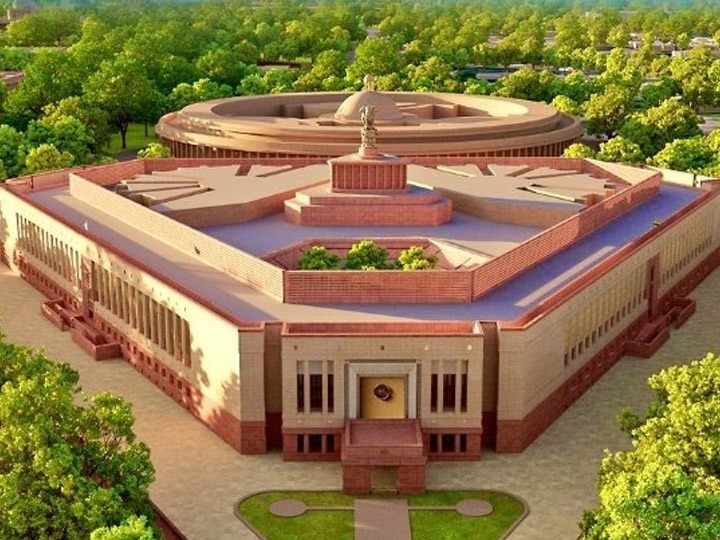 ऑक्टोबर 2022 पर्यंत नव्या संसद इमारतीचे बांधकाम पूर्ण करण्याचं मोदी सरकारचं ध्येय आहे. जेणेकरुन देशाचा 75वा स्वातंत्र्य दिवसाचं आयोजन या संसद इमारतीमध्ये करण्यात येईल. ही इमारत पुढील 100 वर्षांची गरज लक्षात घेऊन तयार करण्यात येणार आहे