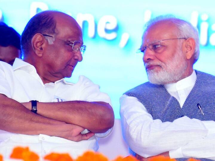 पंतप्रधान नरेंद्र मोदींनीही शरद पवारांना वाढदिवसानिमित्त शुभेच्छा दिल्या आहेत. शरद पवारांचं बोट धरुन आपण राजकारणात आल्याचं पंतप्रधान नरेंद्र मोदींनी म्हंटलं होतं.