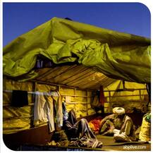 शेतकऱ्यांच्या संघर्षाचा वेगळा रंग!