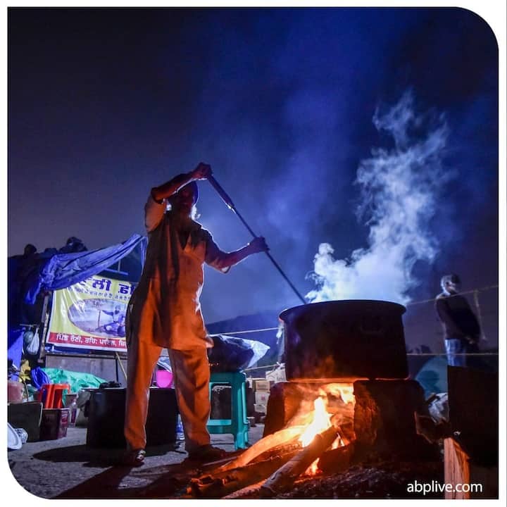 लहानांपासून अबालवृद्धांपर्यंत सर्वजण या आंदोलनाचा भाग होत आहेत.
