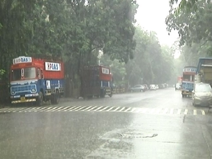 Rain Update maharashtra mumbai marathwada vidarbha possibility of hailstorm in north maharashtra राज्यात पुढील दोन दिवसांत मेघगर्जनेसह पावसाची शक्यता; तर मराठवाडा आणि विदर्भात गारपीटीची भीती