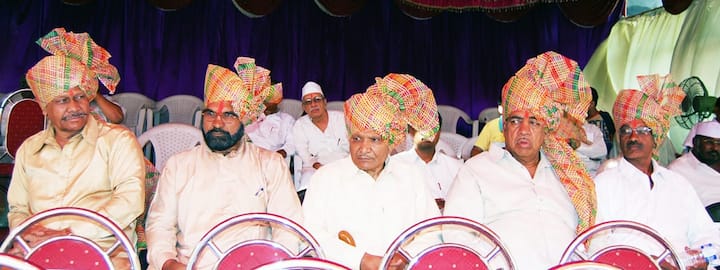 हिंदकेसरी जिंकत कुस्ती क्षेत्रातील मानाचा पुरस्कार मिळवत महाराष्ट्राची मान त्यांनी उंचावली होती. 