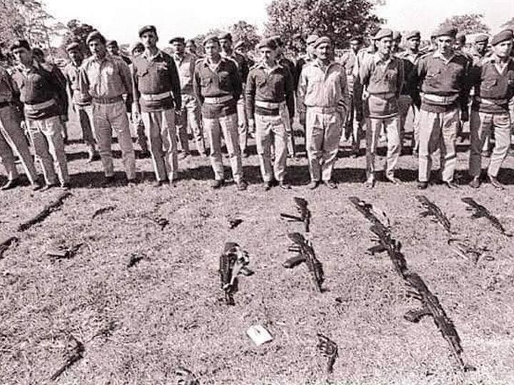 आत्मसमर्पण करा किंवा मरणाला तयार रहा असा संदेश  सॅम मॉनेक शॉ यांनी 13 डिसेंबर रोजी पाकिस्तानला दिला.