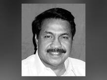 शिवसेनेचे माजी खासदार मोहन रावले यांचं हृदयविकाराच्या झटक्याने निधन