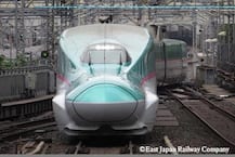 In Pics | कशी आहे मुंबई-अहमदाबाद  बुलेट ट्रेन? पाहा पहिली झलक