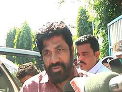 मला आंदोलनाला जाण्यासाठी परवानगी दिल्याबद्दल सरकारचे आभार मानतो : बच्चू कडू