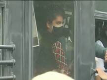 Farmers Protest | काँग्रेस नेत्यांचा मोर्चा पोलिसांनी अडवला; प्रियंका गांधींसह काही खासदार ताब्यात