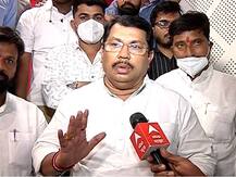 मराठा समाजाचा समावेश ओबीसीमध्ये करण्याच्या मागणीमागे राजकीय हेतू- विजय वडेट्टीवार