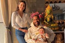 In Pics | हार्दिक- नताशाचं मुलासाठी खास सेलिब्रेशन; निमित्त होतं....