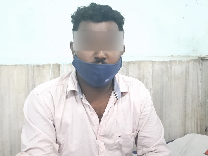 railway-announcer-attempted-suicide-due-to-non-payment-of-salary-200