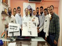 अवैध शस्त्र विक्री करणा-यांवर मुंबई पोलिसांची कारवाई, 3 पिस्तूल 1 मॅगझीनसह जिवंत काडतुसे जप्त