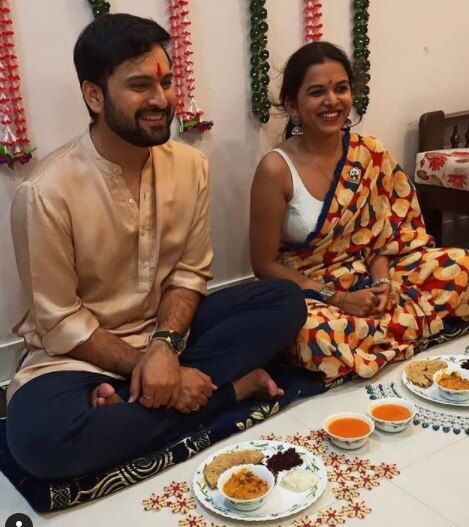 मिताली आणि सिद्धार्थ, ही गोड जोडीही लवकरच त्यांच्या नव्या जीवनाची सुरुवात करणार आहेत. ज्याच्या तयारीत सध्या ही जोडी व्यग्र असून, आपल्या या प्रवासातील काही खास क्षण ते दोघंही चाहत्यांच्या भेटीला आणत आहेत. (सर्व छायाचित्रं- सिद्धार्थ चांदेकर / इन्स्टाग्राम) 