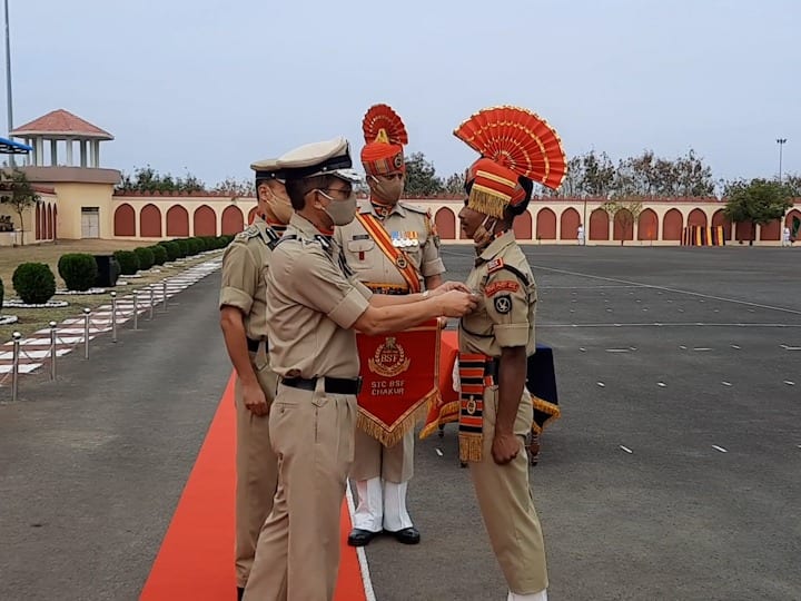  137 jawans from bsf Chakur training center on the country border चाकूरच्या प्रशिक्षण केंद्रातून 137 जवान देशाच्या सीमेवर
