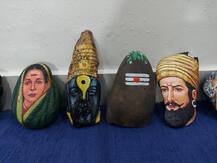 PHOTO | सुमन दाभोळकर- तळकोकणातील दगडांना जिवंत करणारा अवलिया!