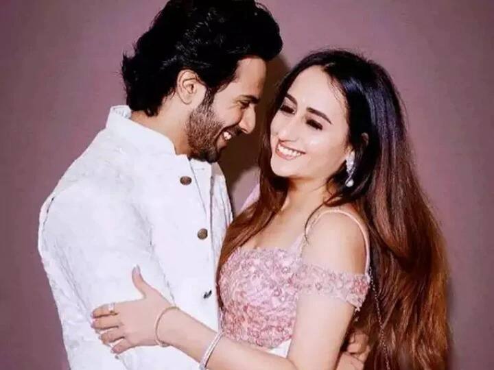 Varun Natasha Wedding: ठरलं..! वरूण धवन-नताशा दलाल 24 जानेवारीला अडकणार विवाहबंधनात, काका अनिल धवन यांची माहिती Uncle Anil Dhawan sealed the news of Varun Dhawan and Natasha's wedding Varun Natasha Wedding: ठरलं..! वरूण धवन-नताशा दलाल 24 जानेवारीला अडकणार विवाहबंधनात, काका अनिल धवन यांची माहिती