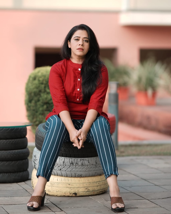 अनिता यापूर्वी बॉलिवूड चित्रपट 'अय्या' आणि मराठी चित्रपट 'एका लग्नाची तिसरी गोष्ट' या मालिकेतही दिसली होती.(Photo : instagram @anitadate_kelkar)