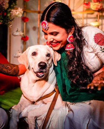 आता तिची ही 'छोटू करवली' आहे तरी कोण, ते एकदा पाहाच.... हे छायाचित्र आहे मितालीच्या लाडक्या करवलीचं. (छाया सौजन्य इन्स्टाग्राम- मिताली मयेकर/ @gaatha.co.in) 