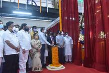 Mumbai Metro PHOTO : मुंबईकरांना मोठं गिफ्ट! स्वदेशी बनावटीच्या चालकरहित मेट्रोचं अनावरण, पाहा फोटो