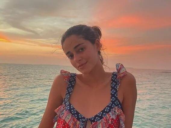 नविन वर्षाच्या स्वागतासाठी अनन्या मालदीवमध्ये गेली होती. 