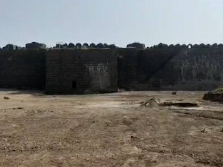  आजही खर्डा भागात अनेक ठिकाणी युध्दाच्या खुणा सापडत आहेत. रणटेकडी दौडवाडी येथून युध्दाची तयारी आखली जात होती. तेथे ही टेकडी रणांगणाची साक्ष देत उभी आहे. 