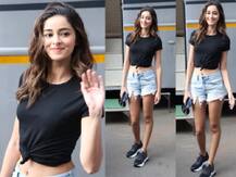 PHOTO | ब्लॅक टी-शर्ट अन् डेनिम शॉर्ट्स; अनन्या पांडेचा कॅज्युअल लूक