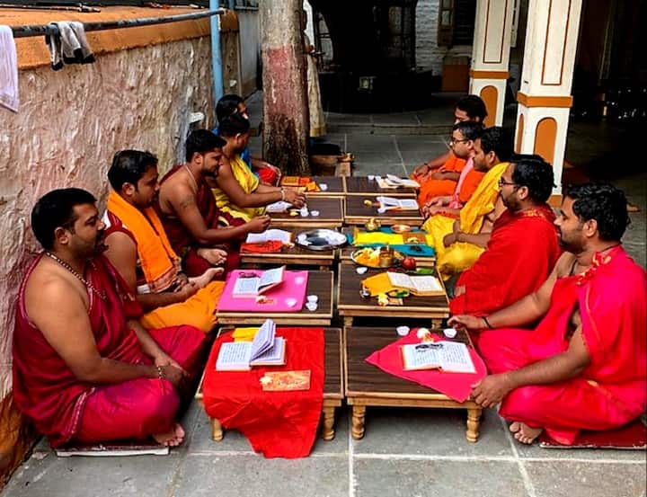 श्रीगुरू महाराजांच्या 47 व्या पुण्यतिथी निमित्ताने वासुदेव निवास येथे श्रीदत्त याग, सौर याग, रुद्र याग, श्री विष्णू याग असे विविध याग अनुष्ठान संपन्न झाले.
