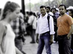 महिलांकडे एकटक पाहत राहणं म्हणजे विनयभंगच : कोर्ट