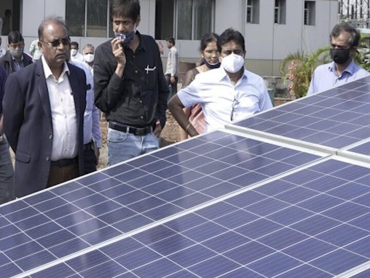 Mahapareshans environment friendly Smart Solar Power Generation Pilot Project in Chakan चाकणमध्ये स्मार्ट सोलर पॉवर निर्मिती पथदर्शी प्रकल्पाची सुरवात, महापारेषणचा पर्यावरणपूरक उपक्रम