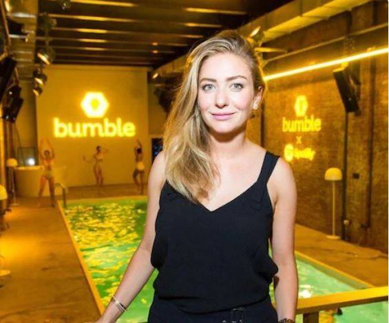 Bumble अॅप एक लोकेशन बेस्ड अॅप आहे. जे युजर्सना कम्युनिकेशची सुविधा देतं.