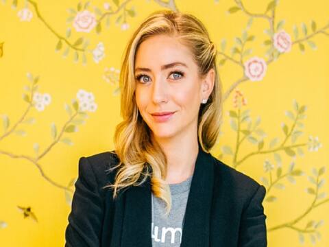 Whitney Wolfe Herd सर्वात कमी वयात बनली अब्जाधीश! Whitney Wolfe Herd सर्वात कमी वयात बनली अब्जाधीश!