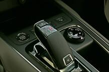 In Pics | ड्रायव्हिंगचा अनोखा अनुभव देणारी Citroen C5 Aircross