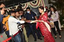 FIRST PICS | विवाहसोहळ्यानंतर पहिल्यांदाच पतीसोबत माध्यमांसमोर आली दिया मिर्झा