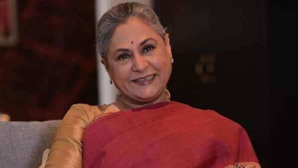 अभिनेत्री जया बच्चन (Jaya Bachchan) या बॉलिवूडमधील नामांकित अभिनेत्री म्हणून ओळखल्या जातात. 