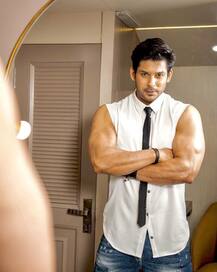 In Pics |  Bigg Boss 14 स्पर्धकांना दर आठवड्याला मिळतं इतकं मानधन,‘ही’ अभिनेत्री करते सर्वाधिक कमाई