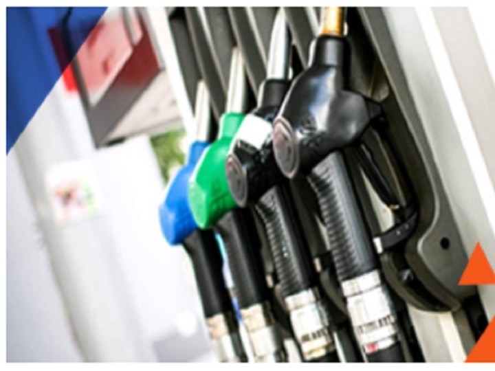 Petrol And Diesel Prices Raised After five states Assembly Elections Petrol Diesel Price Hike : देशात सलग दुसऱ्या दिवशी पेट्रोल-डिझेलच्या किंमतीत वाढ; तुमच्या शहरातील दर काय?