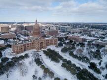 IN PICS | टेक्सासमध्ये ‘शीत’कहर; पाहूनच भरेल हुडहुडी