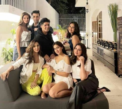 कोरोना व्हायरस, लॉकडाऊन आणि बॉलीवूड प्रकरणानंतर बॉलीवूड सेलिब्रिटी आता पुन्हा भेटू लागले आहेत आणि पूर्वीप्रमाणे सेलिब्रिटी पार्ट्यांचं सत्र आता पुन्हा सुरू झालंय. 