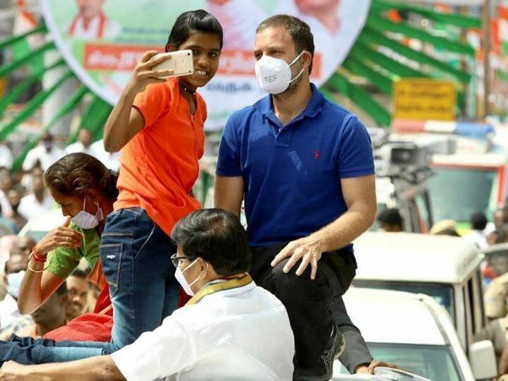 केरळमध्ये यावर्षी विधानसभा निवडणुका होणार आहेत. थांगस्सेरी किनाऱ्यावर राहुल यांनी हजारो मच्छिमाऱ्यांसोबत संवाद साधला. वायनाडचे खासदार राहुल गांधी यांनी मच्छिमाऱ्यांचं काम निरखून पाहिलं, खोल समुद्रात जाऊन मासेमारी करणं त्यांच्या जीवासाठी किती धोक्याचं आहे हे त्यांनी जाणून घेतलं.